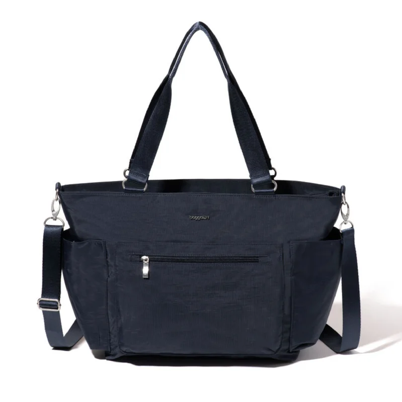 Baggallini Modern Avenue Tote