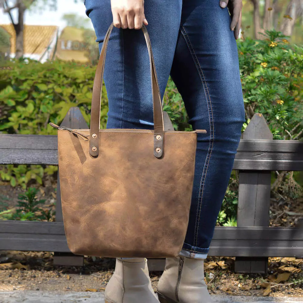 Eden SMALL Leather Tote Bag - Zippered