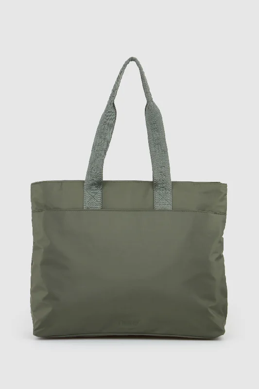 Seeker Travel Tote Bag